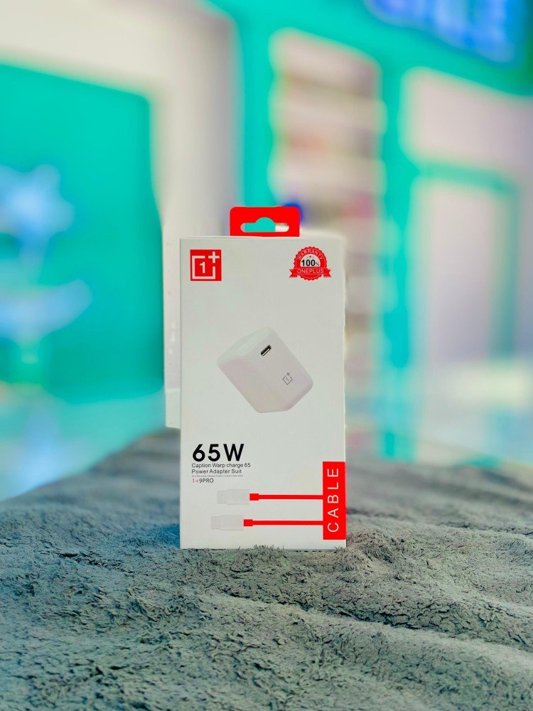 OnePlus Warp Charge 65 WATT Power Adapter With Type-C to Type-C Cable