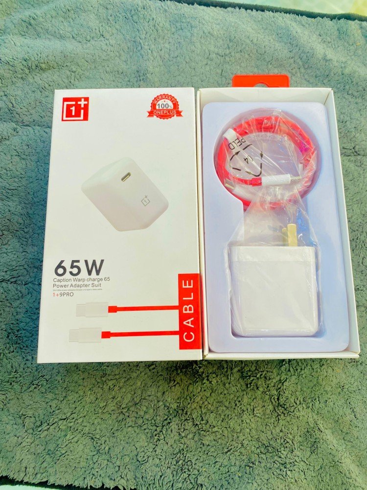 OnePlus Warp Charge 65 WATT Power Adapter With Type-C to Type-C Cable